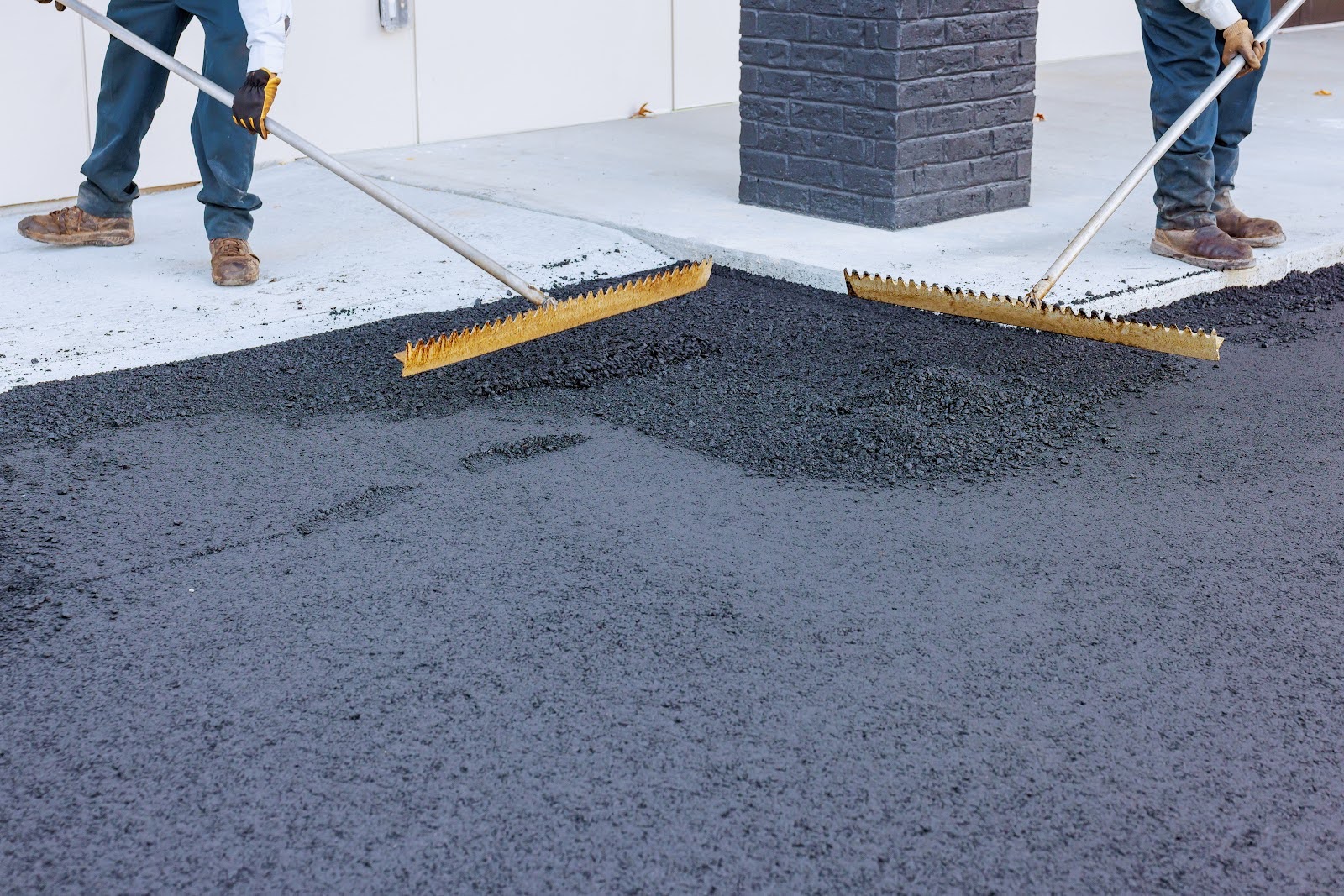 Driveway Repair, Resurfacing & Sealcoating